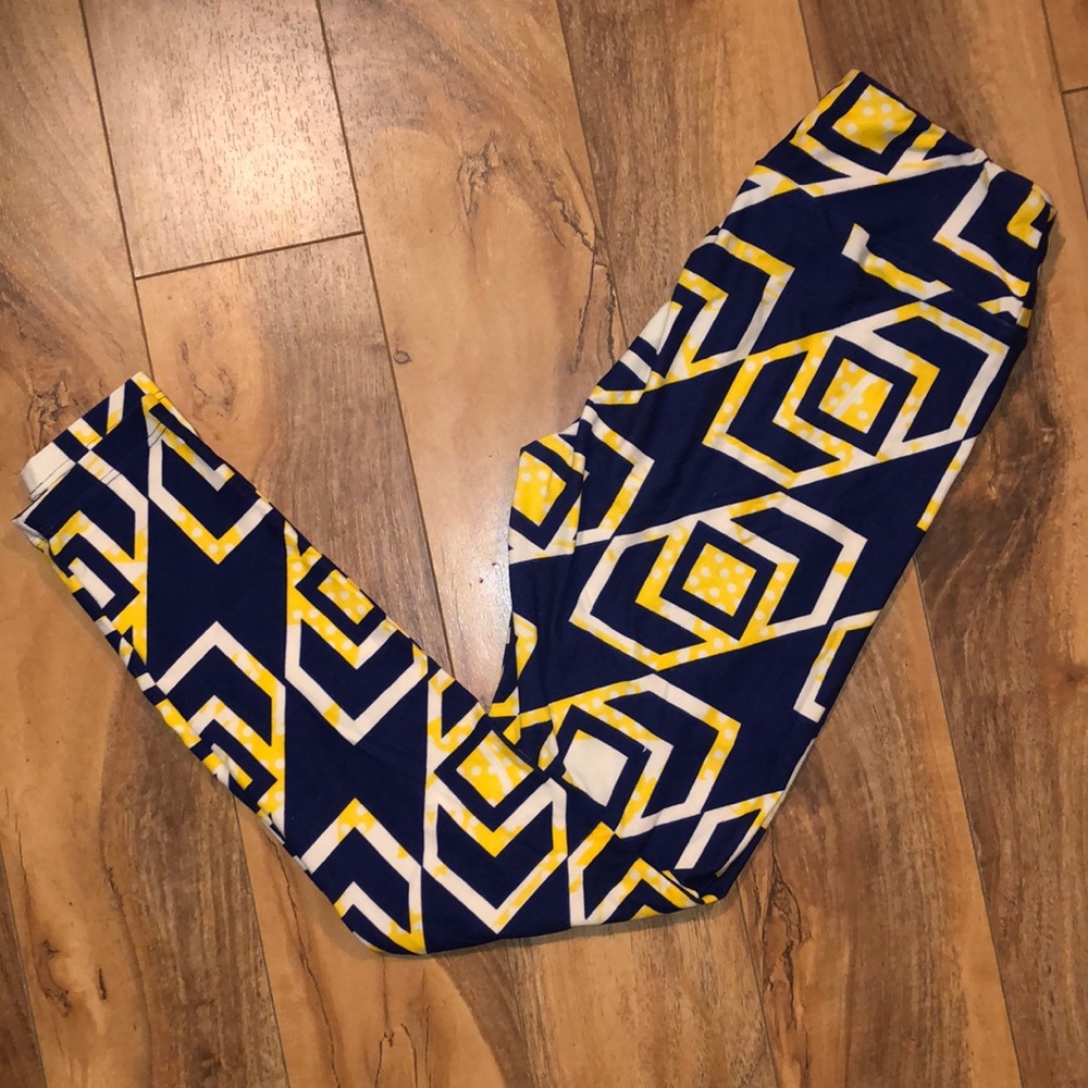 ⭐️5/$25⭐️ LuLaRoe OS leggings